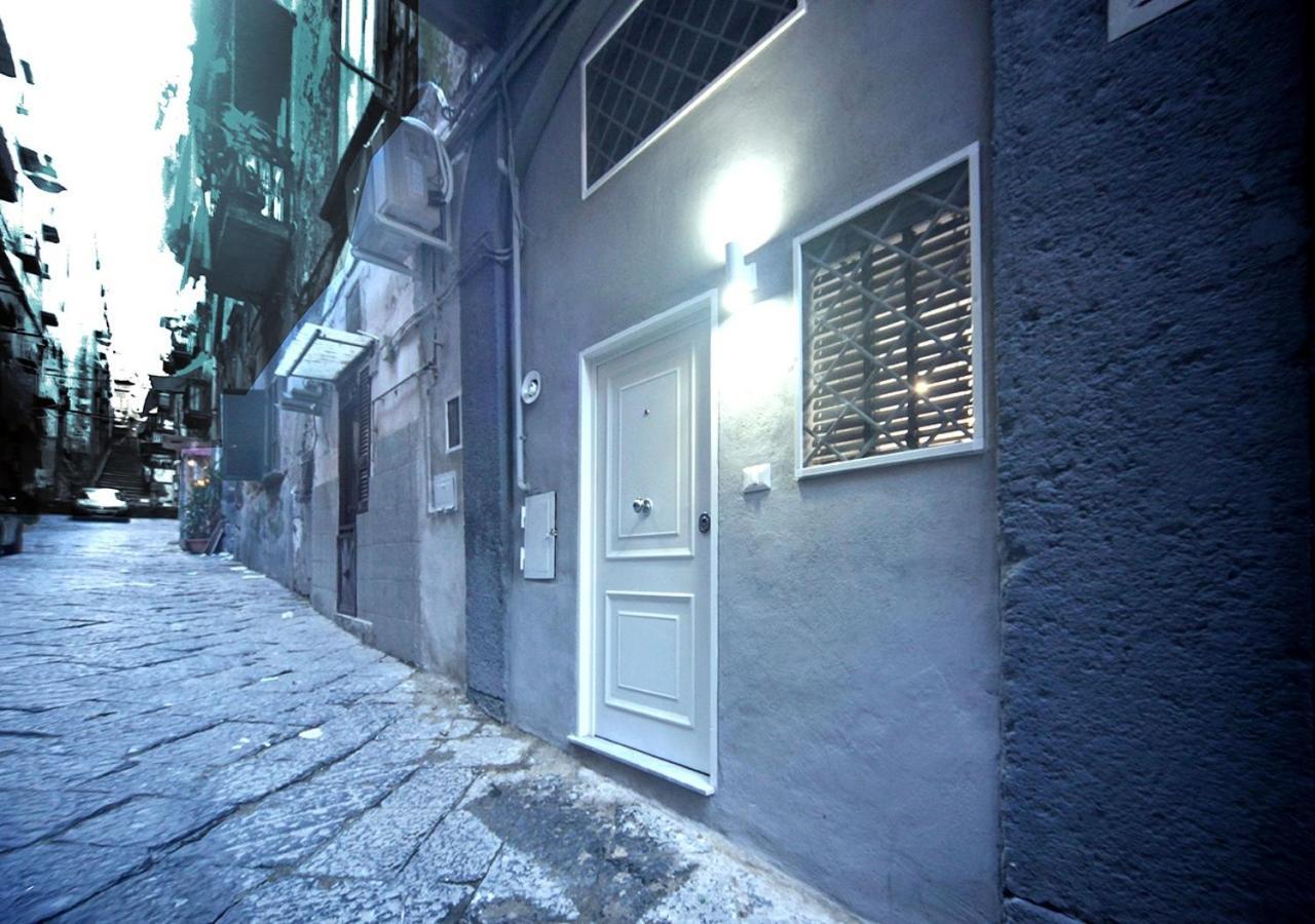 La Casa Di Helena Apartment เนเปิลส์ ภายนอก รูปภาพ